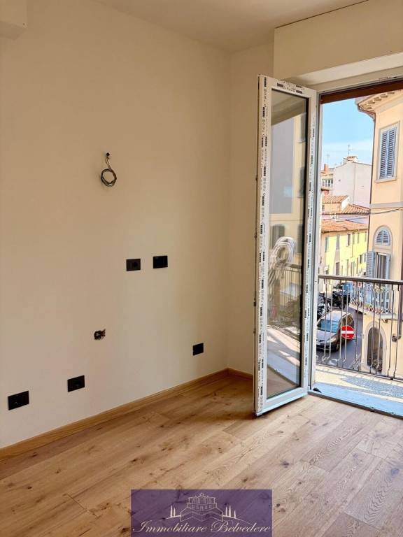 appartamento in vendita a Firenze in zona Pignone
