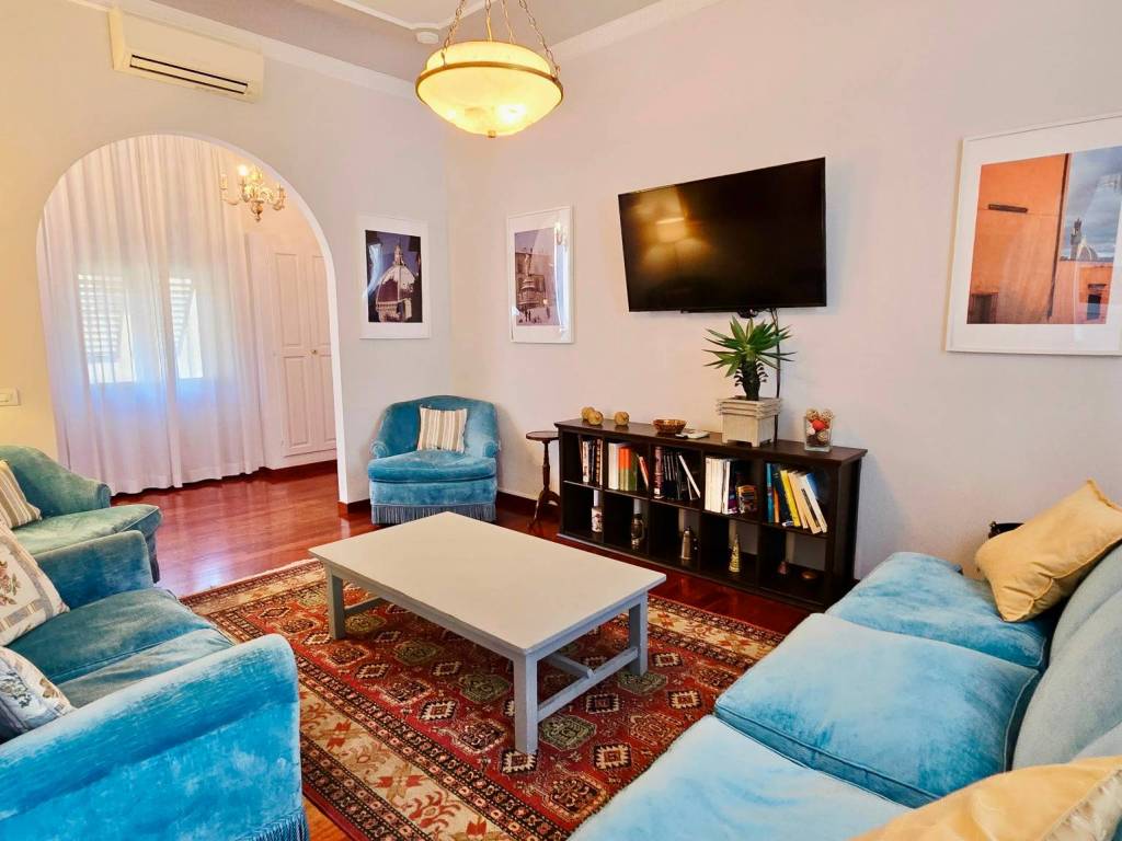 appartamento in vendita a Firenze in zona Centro Santa Croce
