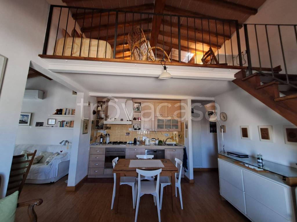 appartamento in vendita a Firenze in zona Centro San Frediano