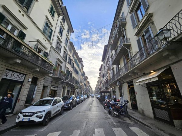 negozio in vendita a Firenze in zona Ognissanti