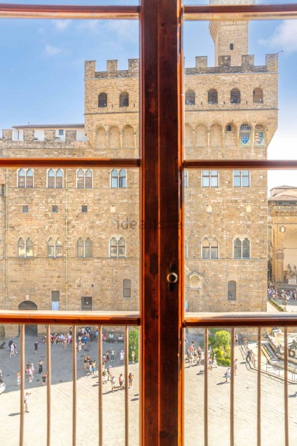 appartamento in vendita a Firenze in zona Centro Santa Croce