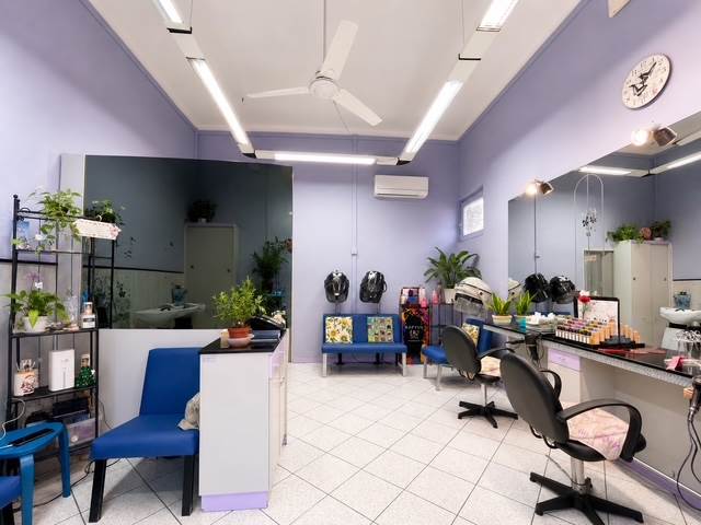 negozio in vendita a Firenze in zona Careggi