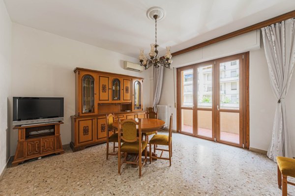 appartamento in vendita a Firenze in zona Firenze Nova