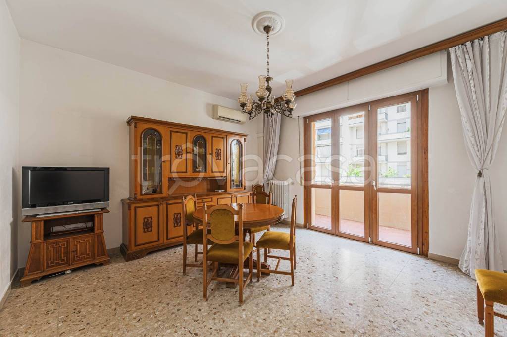 appartamento in vendita a Firenze in zona Firenze Nova