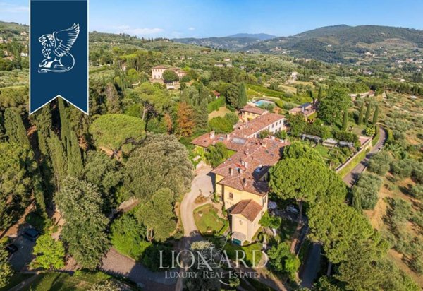 casa indipendente in vendita a Firenze in zona Coverciano