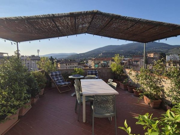 appartamento in vendita a Firenze in zona Serpiolle