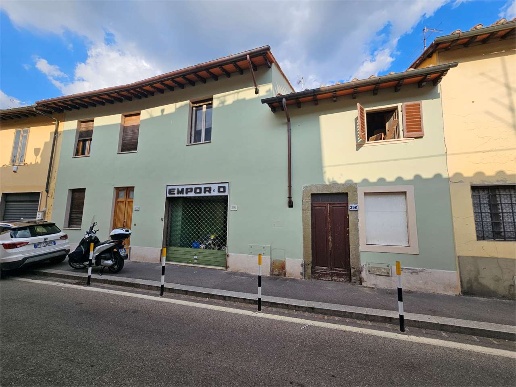 casa indipendente in vendita a Firenze in zona Careggi