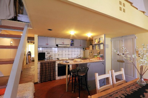 appartamento in vendita a Firenze in zona Ognissanti