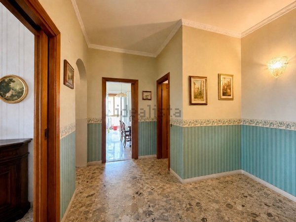 appartamento in vendita a Firenze in zona Varlungo
