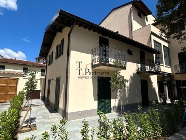 casa indipendente in vendita a Firenze
