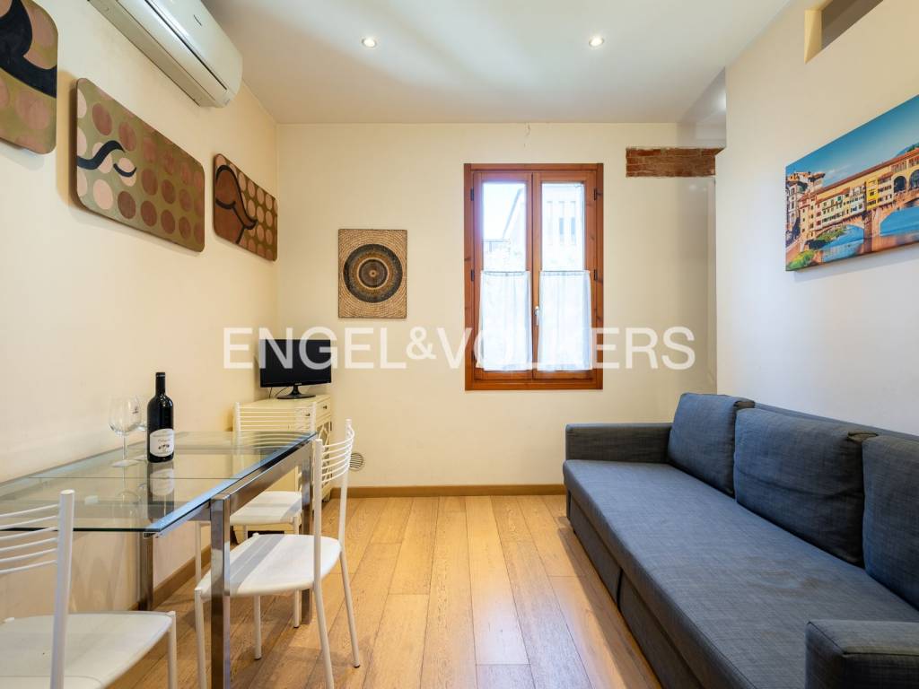 appartamento in vendita a Firenze in zona Centro Santa Croce