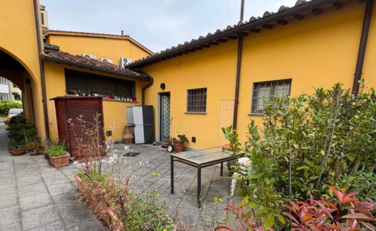 appartamento in vendita a Firenze in zona Cintoia
