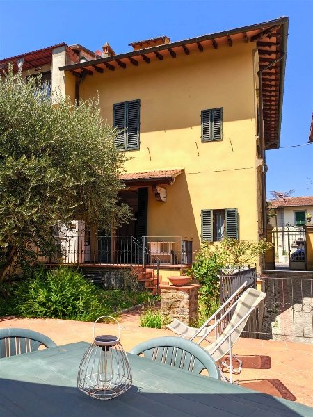 casa indipendente in vendita a Firenze in zona Galluzzo
