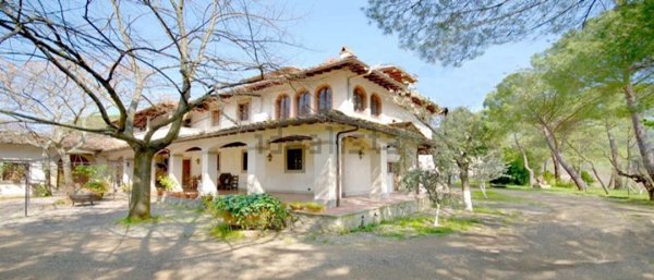 casa indipendente in vendita a Firenze in zona Centro Storico
