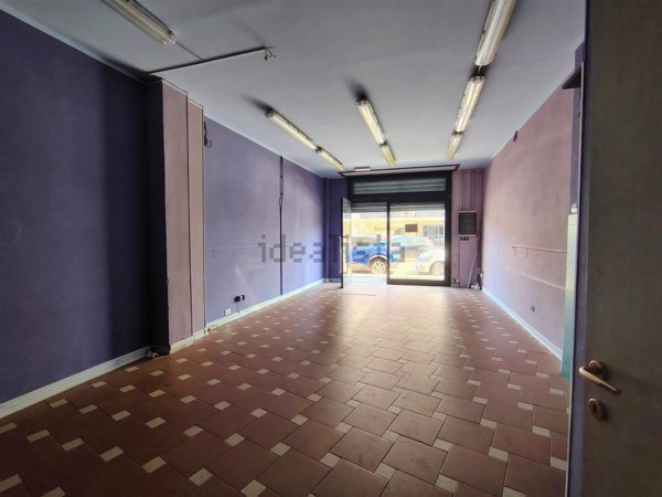 ufficio in vendita a Firenze in zona Legnaia