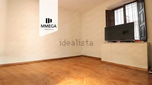 appartamento in vendita a Firenze in zona Centro San Lorenzo