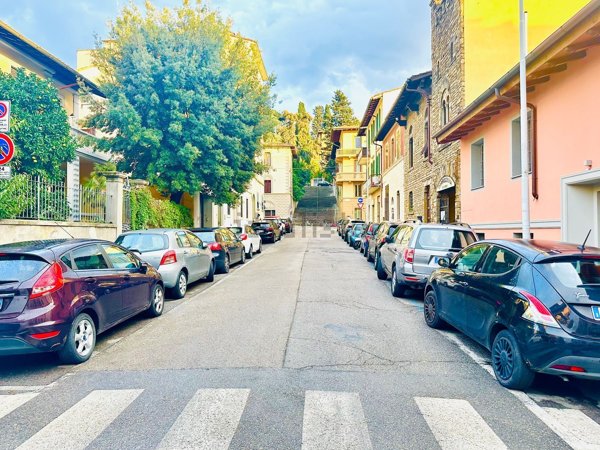 appartamento in vendita a Firenze in zona Le Cure