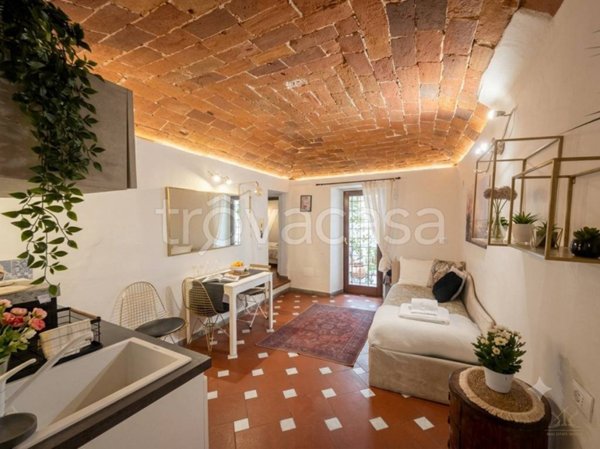 appartamento in vendita a Firenze in zona Ognissanti