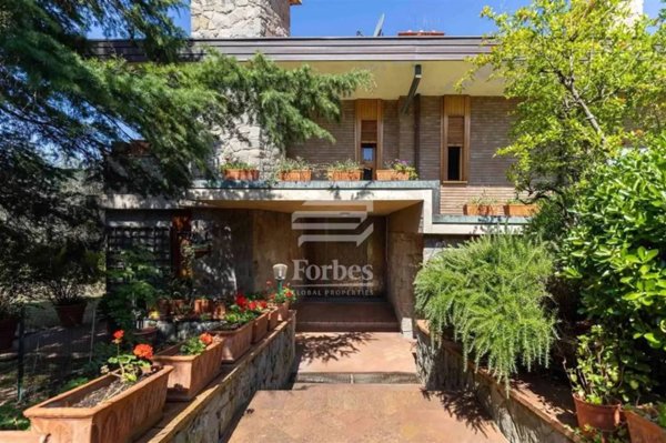 casa indipendente in vendita a Firenze in zona Careggi