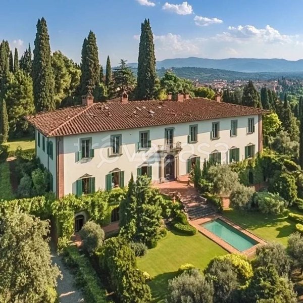 casa indipendente in vendita a Firenze in zona Porta Romana