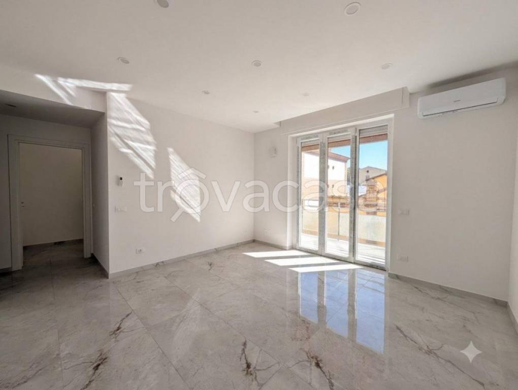 appartamento in vendita a Firenze in zona Ognissanti