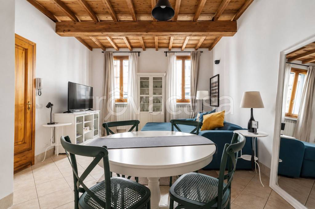appartamento in vendita a Firenze in zona Ognissanti