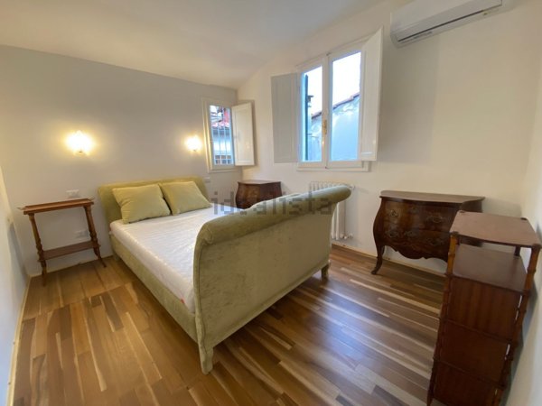 appartamento in vendita a Firenze in zona Centro Santa Maria Novella