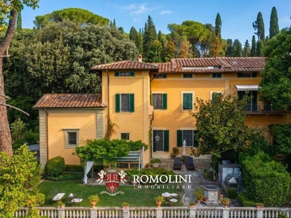 appartamento in vendita a Firenze in zona Campo di Marte