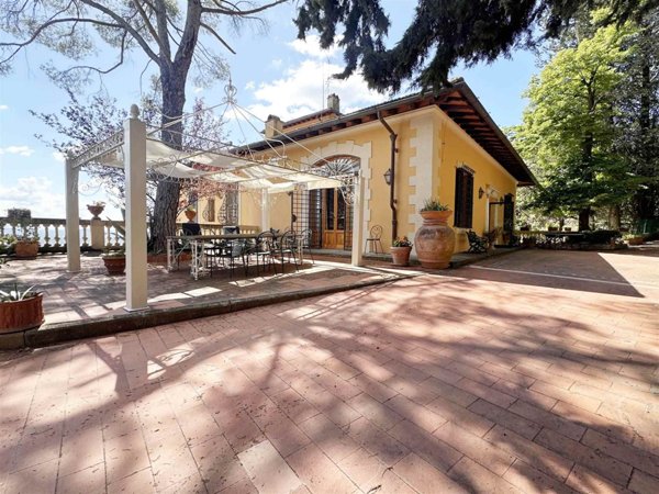 casa indipendente in vendita a Firenze in zona Careggi
