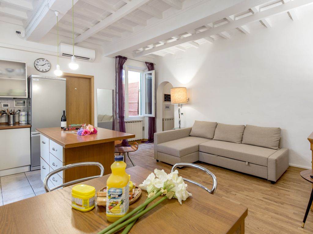 appartamento in vendita a Firenze in zona Centro San Lorenzo