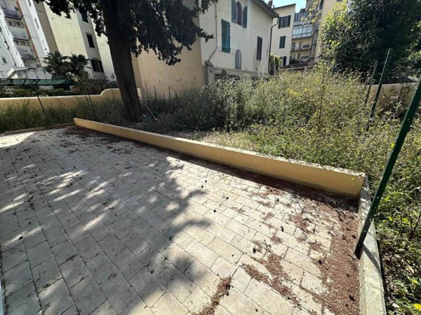 appartamento in vendita a Firenze in zona Le Cure