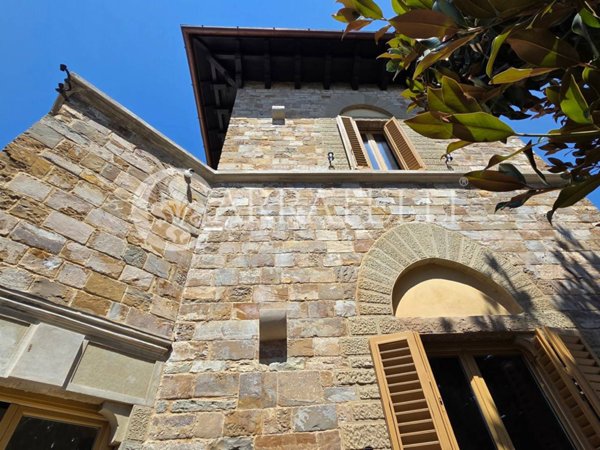 casa indipendente in vendita a Firenze in zona Centro San Niccolò