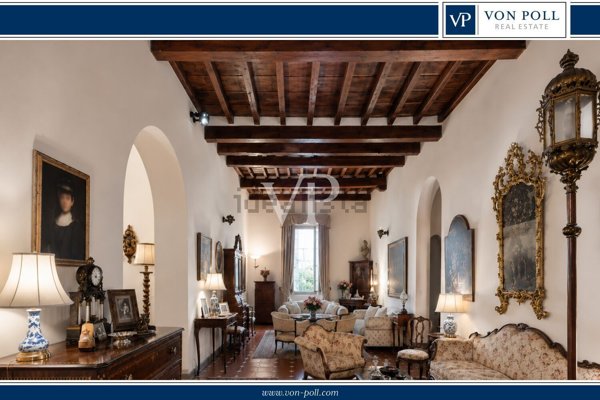 appartamento in vendita a Firenze in zona Centro Santa Maria Novella