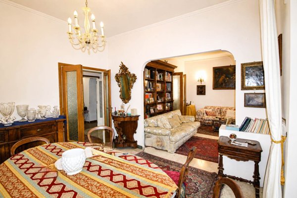 appartamento in vendita a Firenze in zona Campo di Marte