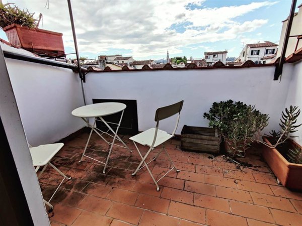 appartamento in vendita a Firenze in zona Centro Santa Croce