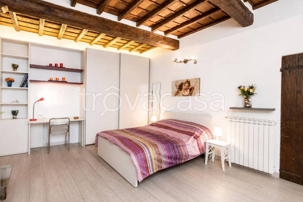 appartamento in vendita a Firenze in zona Centro Santa Croce