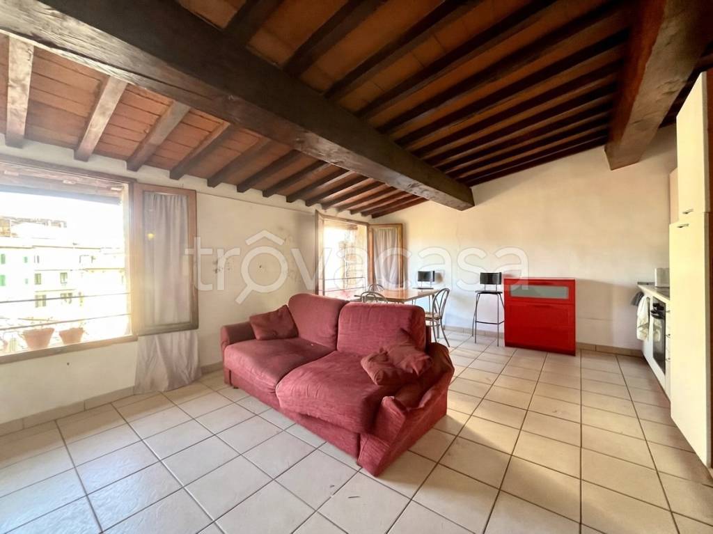 appartamento in vendita a Firenze in zona Ognissanti
