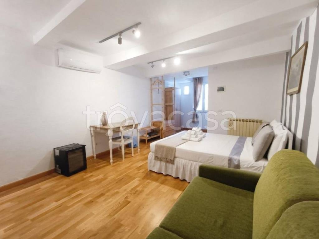 appartamento in vendita a Firenze in zona Ognissanti