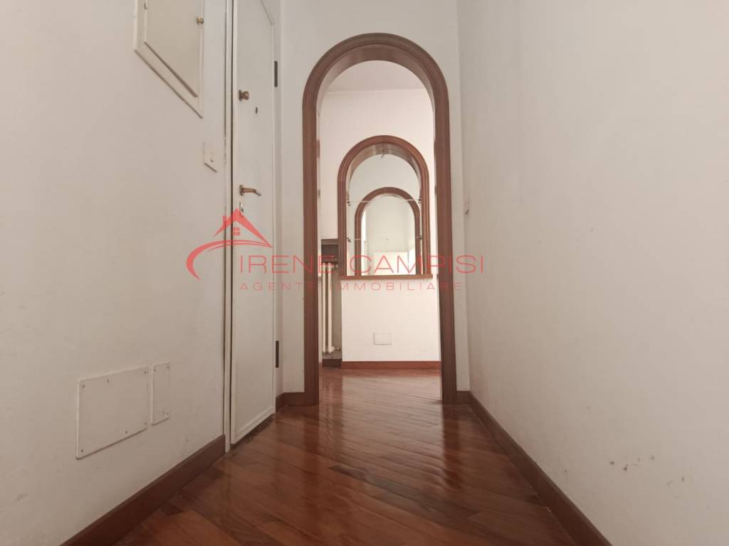 appartamento in vendita a Firenze in zona Campo di Marte