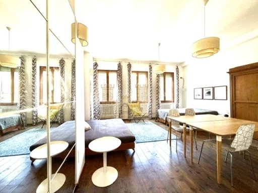 appartamento in vendita a Firenze in zona Centro Santa Croce