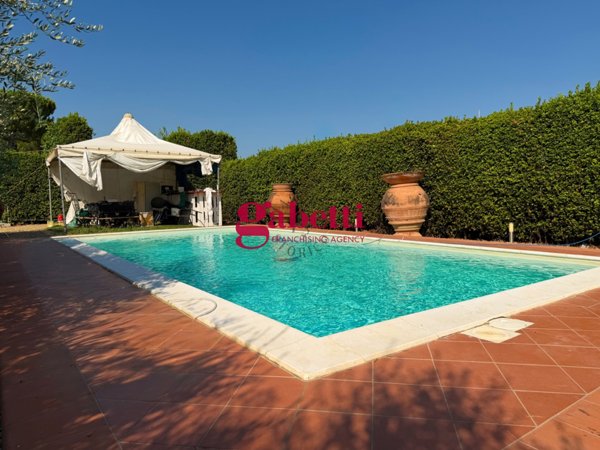 casa indipendente in vendita a Firenze in zona Mantignano