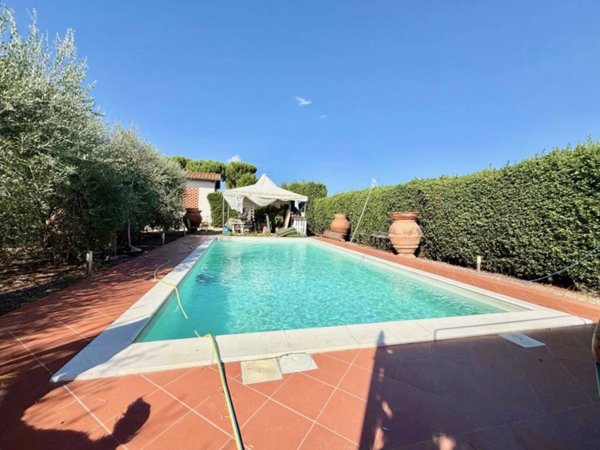 casa indipendente in vendita a Firenze in zona Mantignano