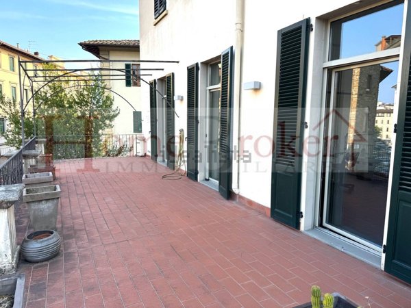 appartamento in vendita a Firenze in zona Campo di Marte
