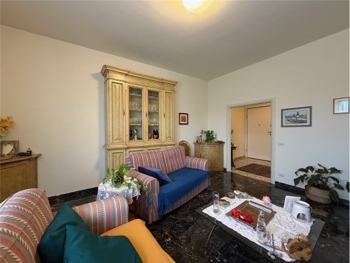 casa indipendente in vendita a Firenze in zona Isolotto
