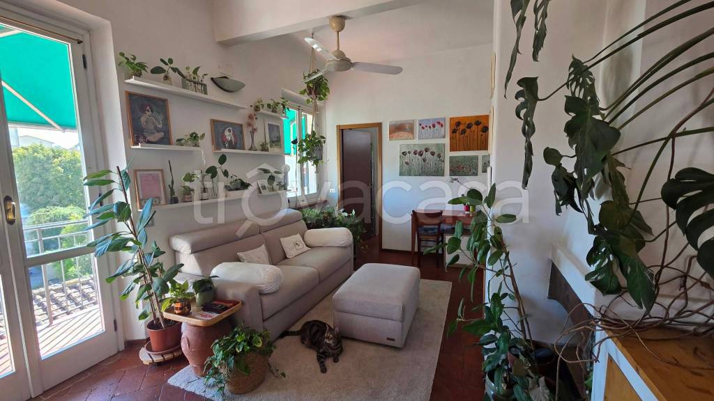appartamento in vendita a Firenze in zona Campo di Marte