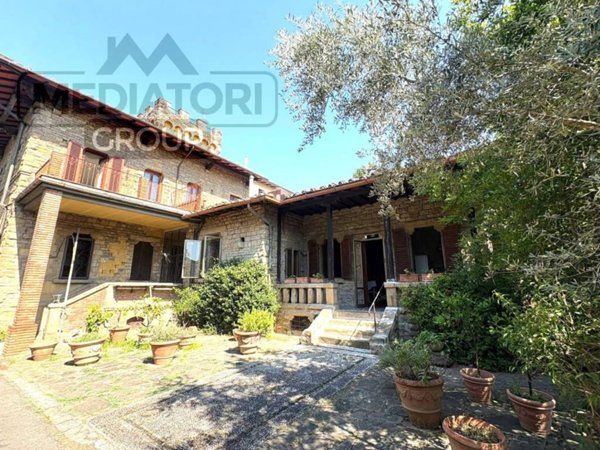casa indipendente in vendita a Firenze in zona Careggi