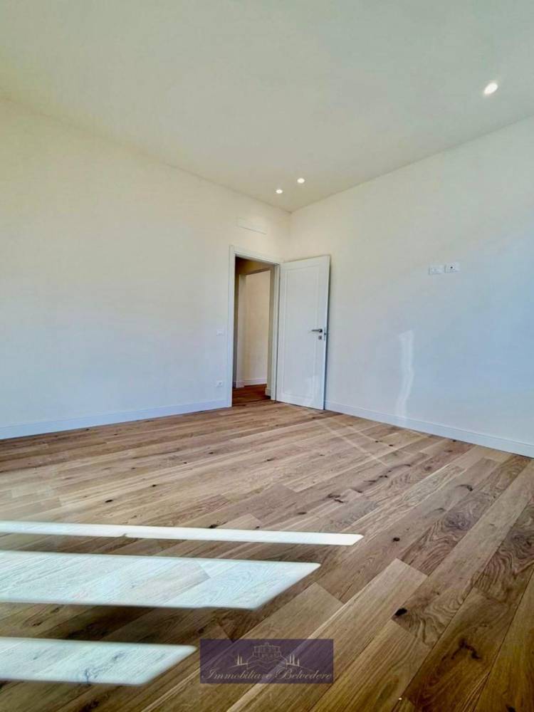 appartamento in vendita a Firenze in zona Isolotto