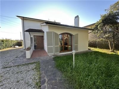 casa indipendente in vendita a Firenze
