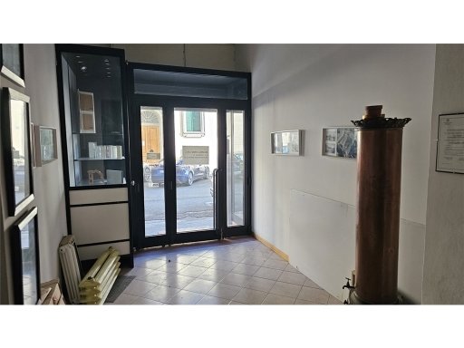 attivita commerciale in vendita a Firenze in zona Coverciano