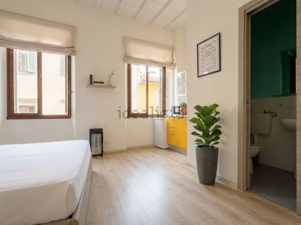 appartamento in vendita a Firenze in zona Centro Santa Croce